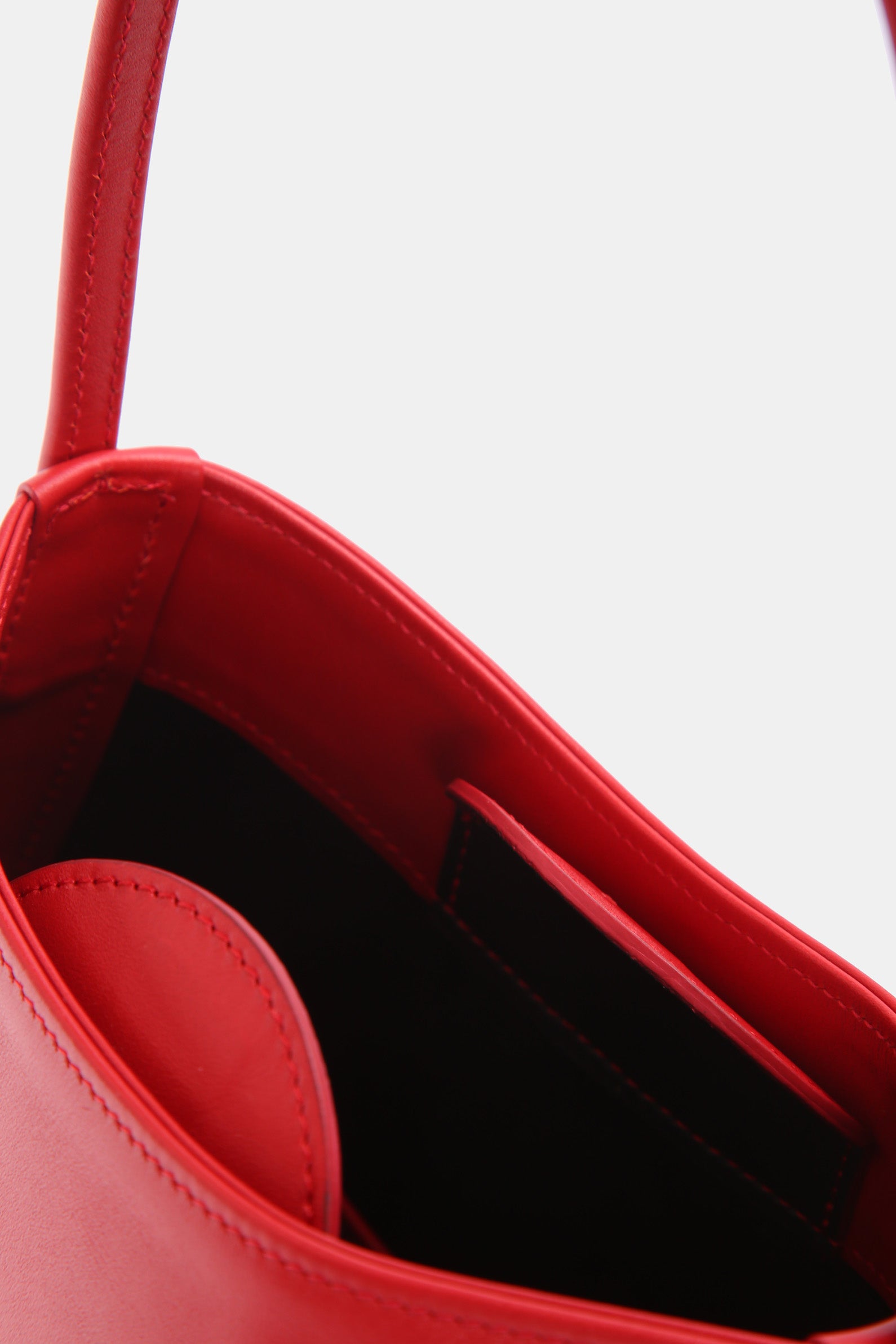 Bell Mini w czerwonym