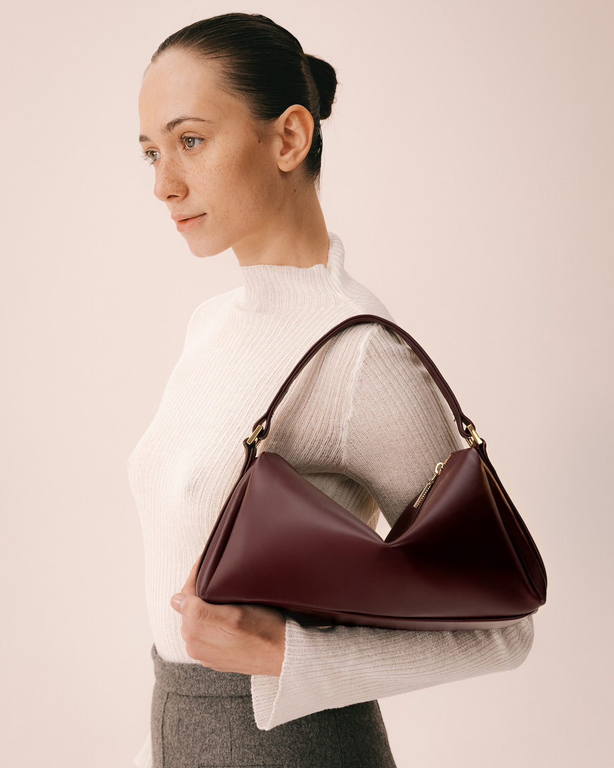 Josefine Bag Marsala — kampania Art of Love