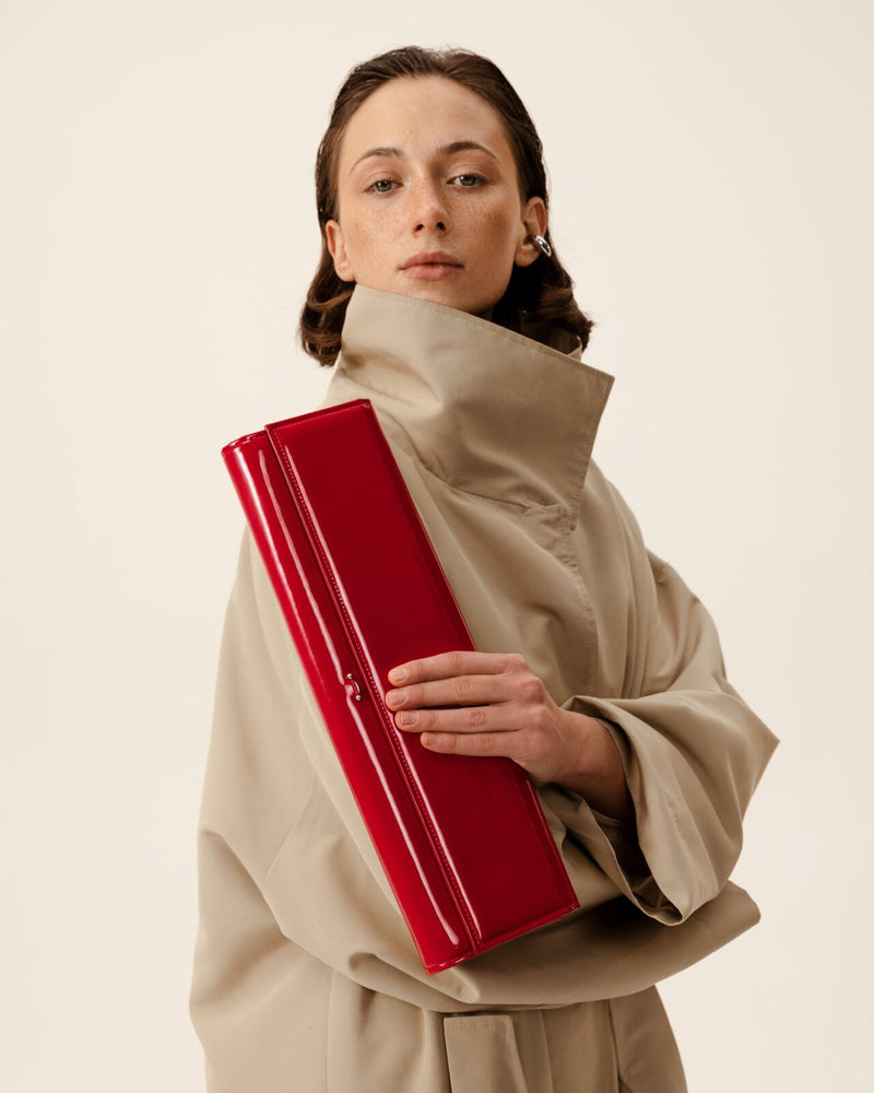 Satisfaction Clutch Red