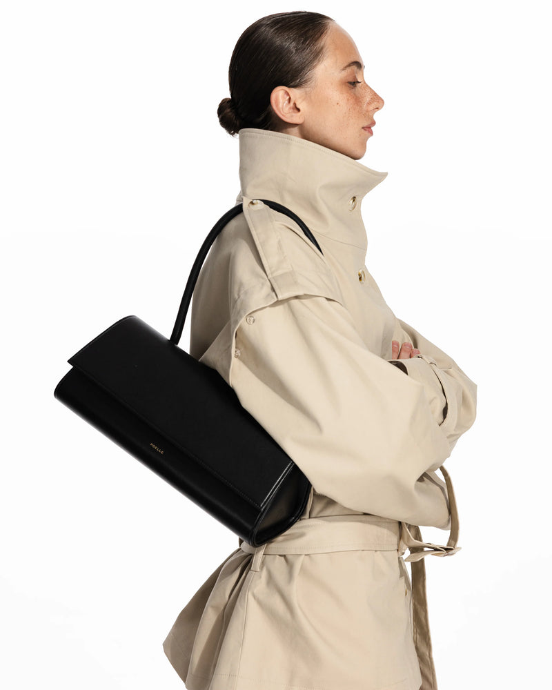 Untitled bag Medium w czarnym